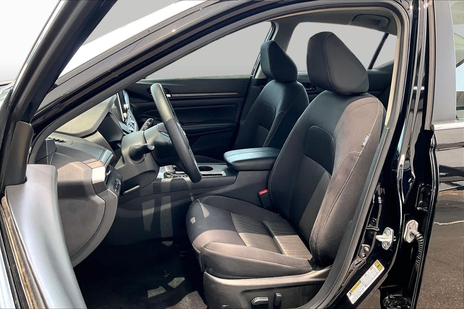 Certified Used 2025 Super Black Nissan SV image 8