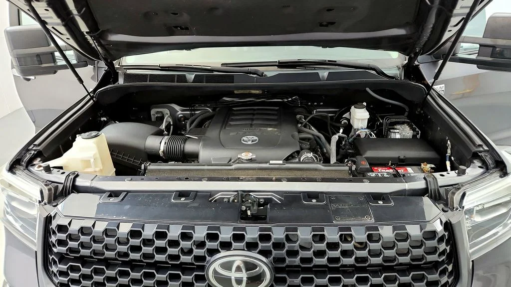 Used 2019 Gray Toyota Platinum image 14