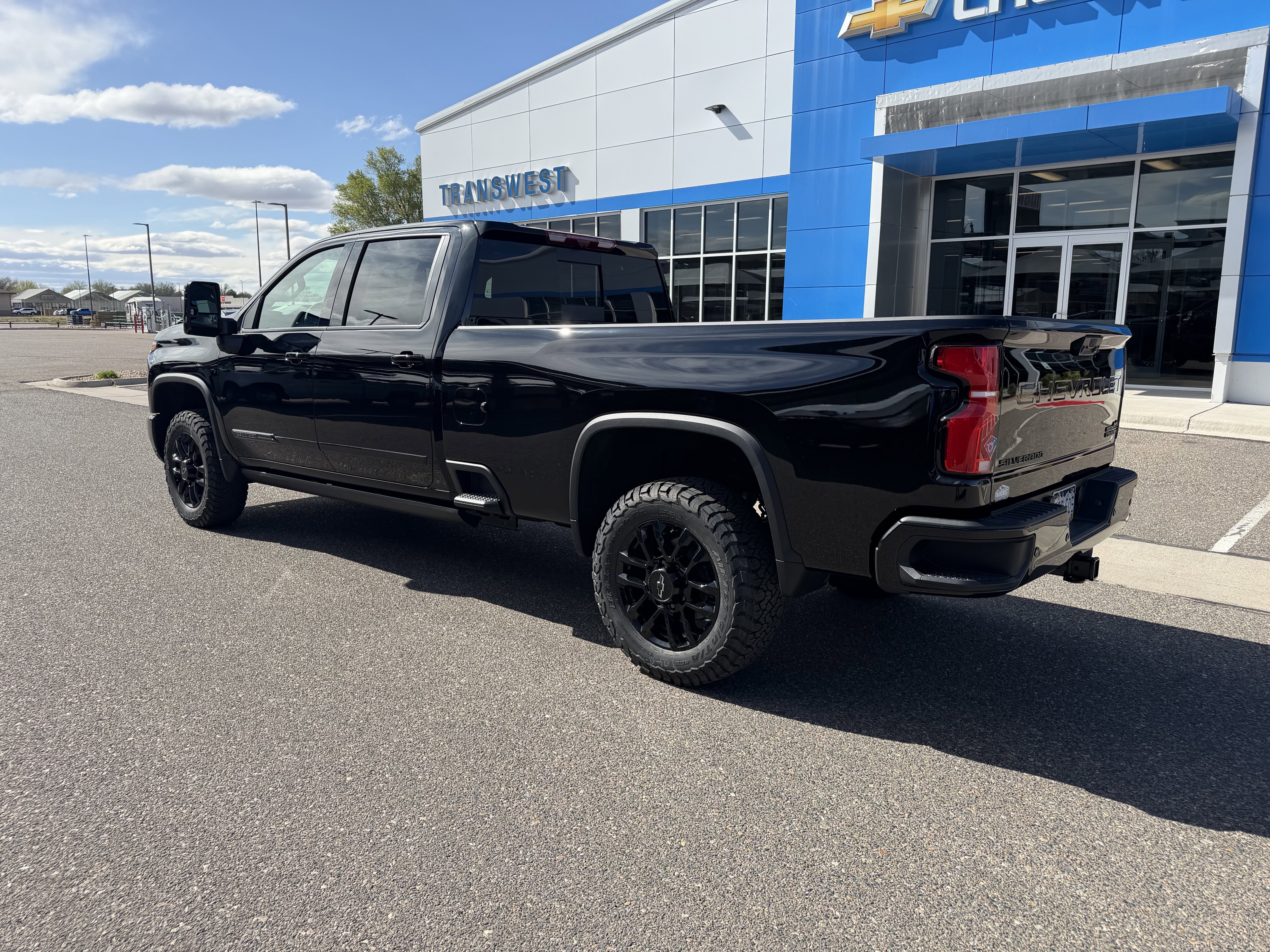New 2026 Black Chevrolet High Country image 3