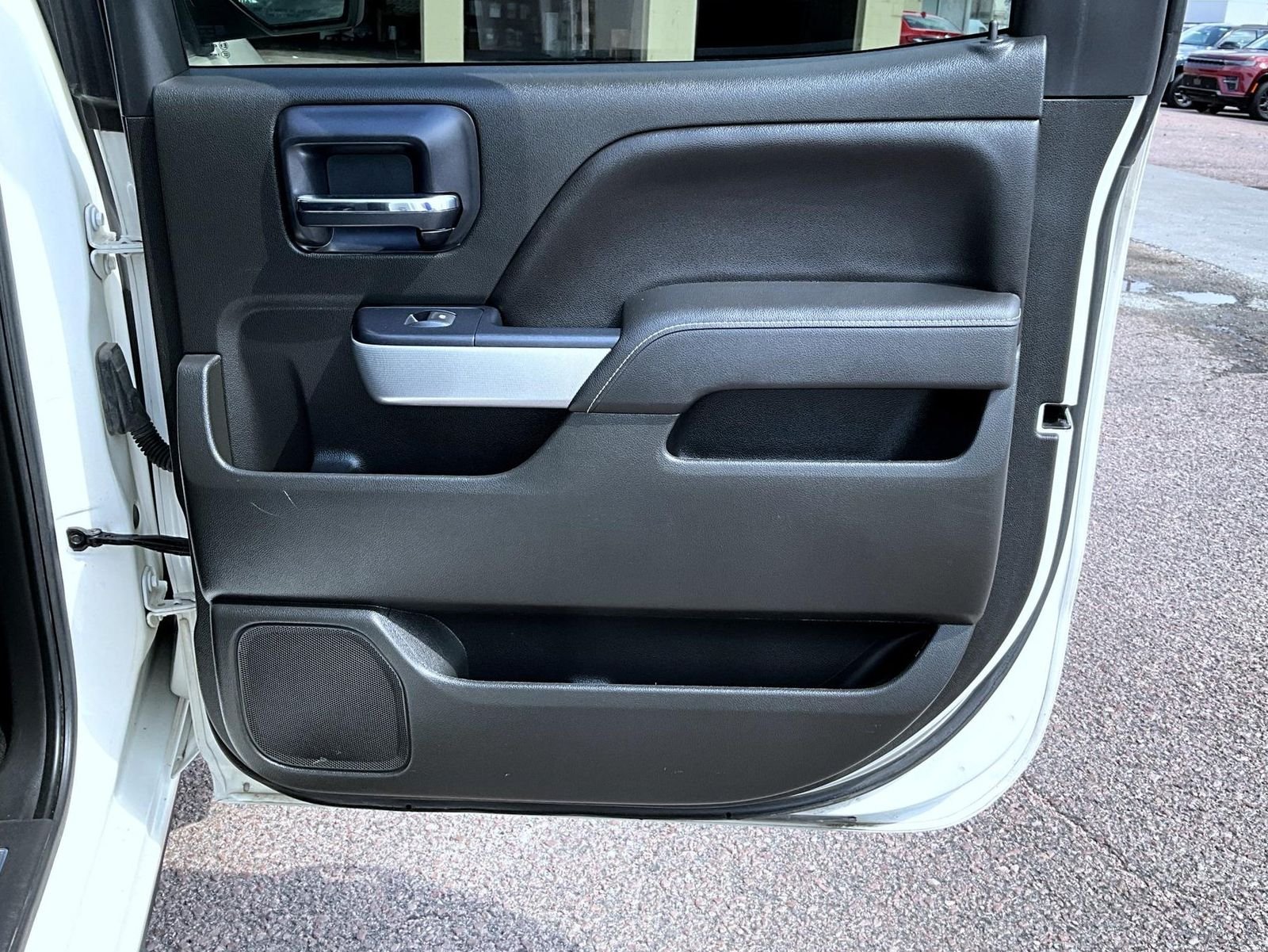 Used 2014 White Chevrolet LT image 19