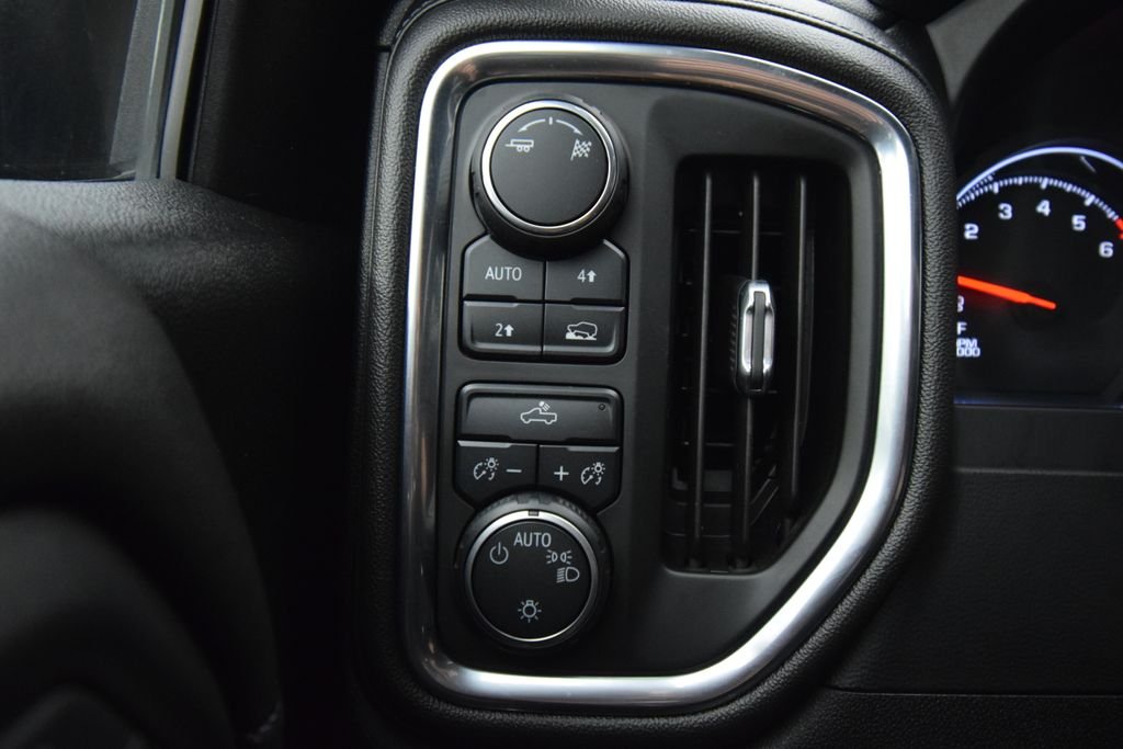 Used 2019 Brown Chevrolet LT image 30