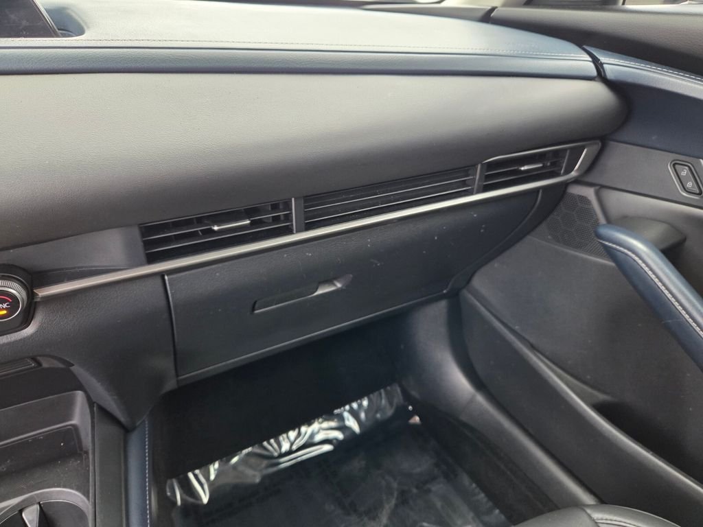 Used 2021 Silver Mazda Select image 26