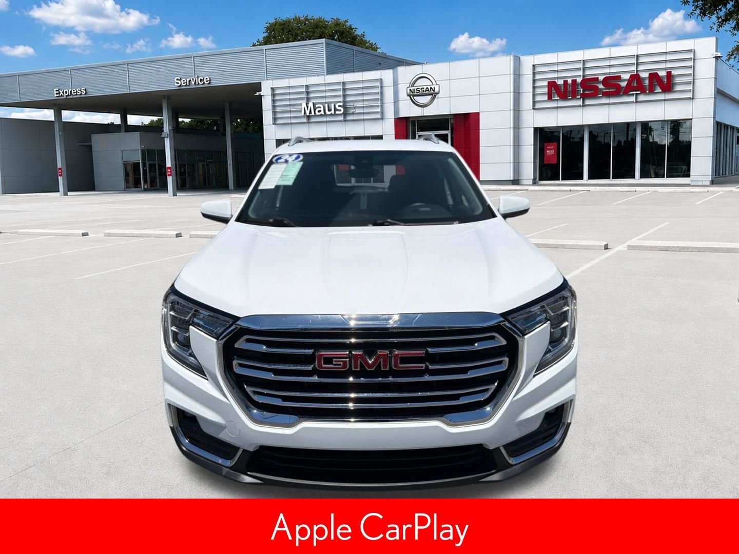 Used 2024 White GMC SLT image 3