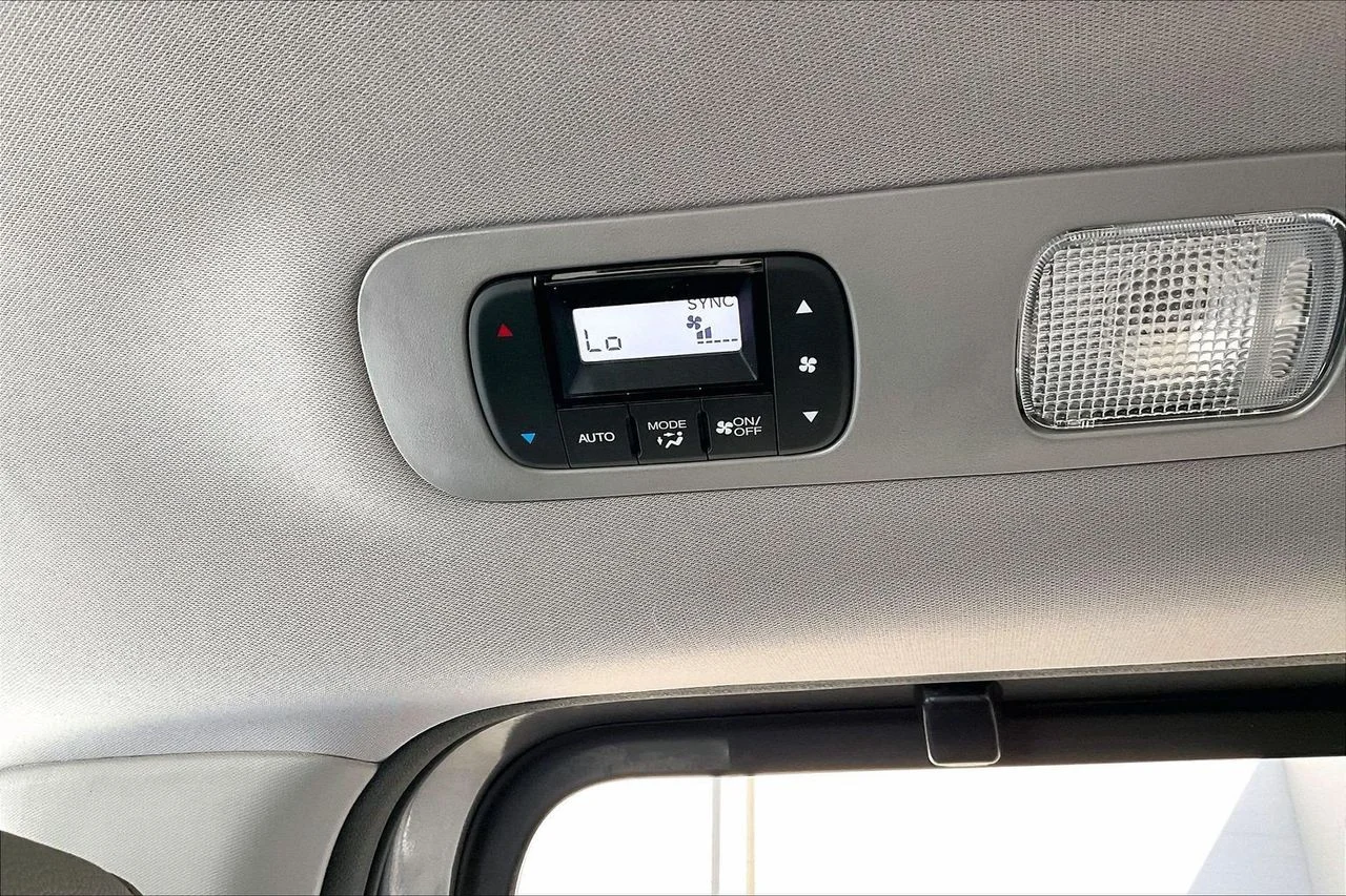 Certified Used 2024  Honda EX-L image 16