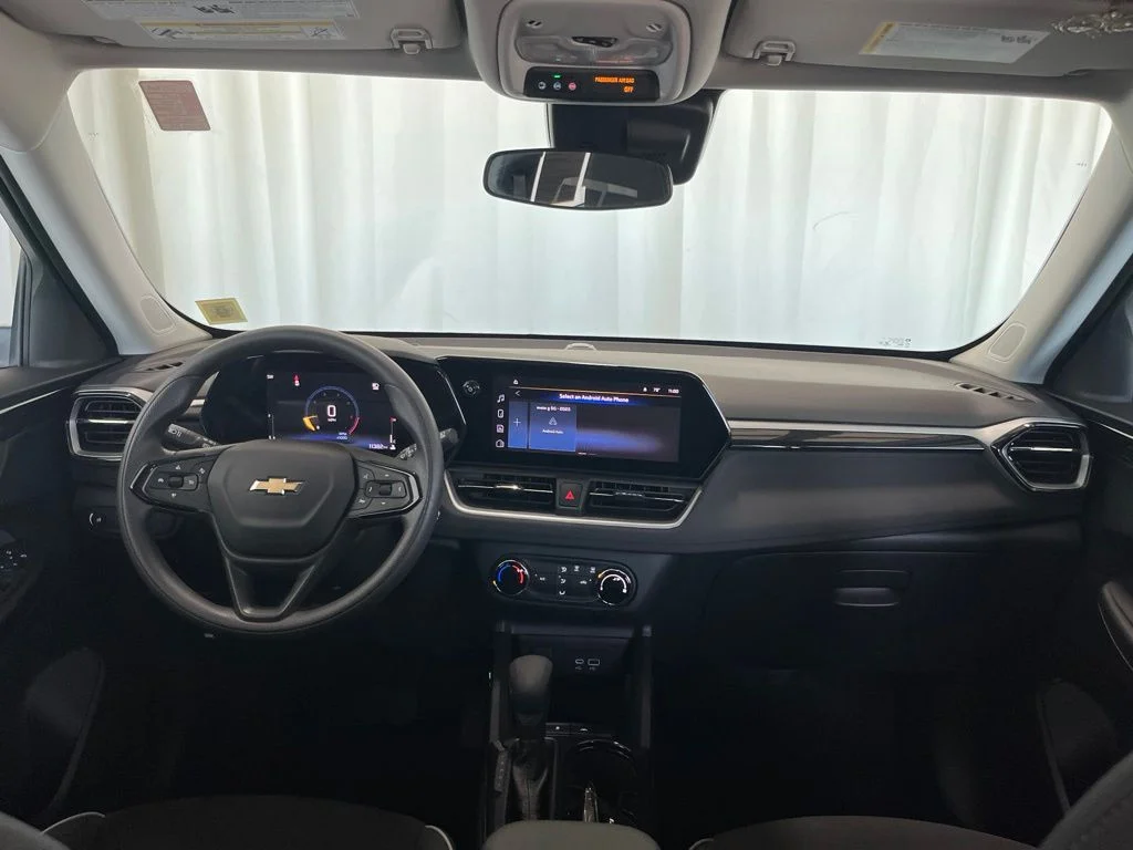 Used 2024 Red Chevrolet LS image 9