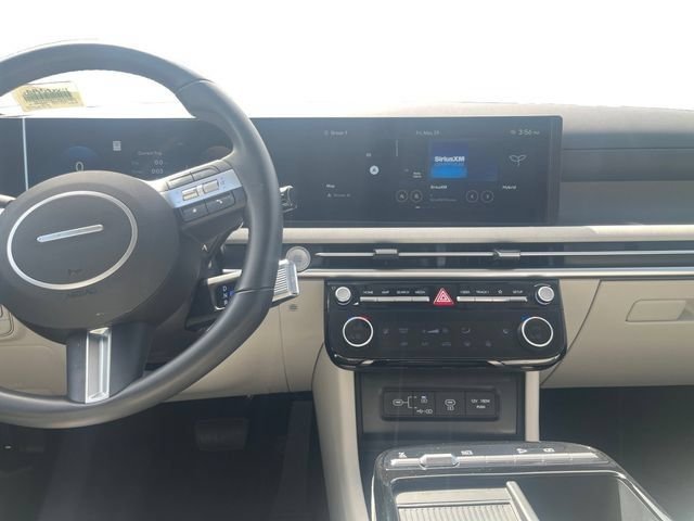 Certified Used 2025 White Hyundai SEL Convenience image 11