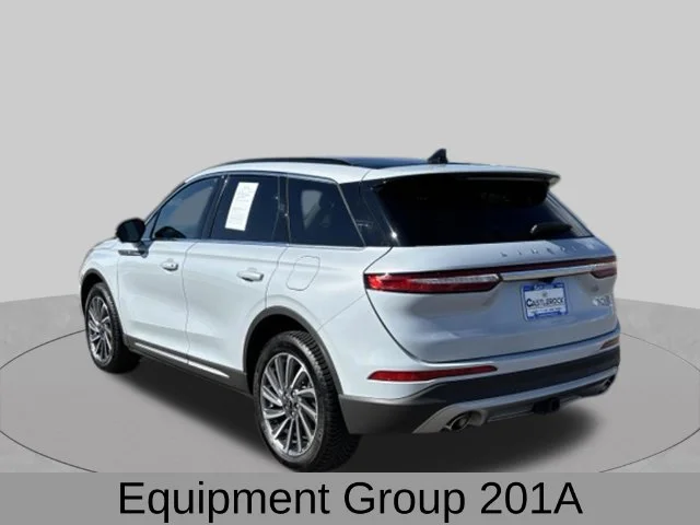 Used 2025 White Lincoln Reserve image 4