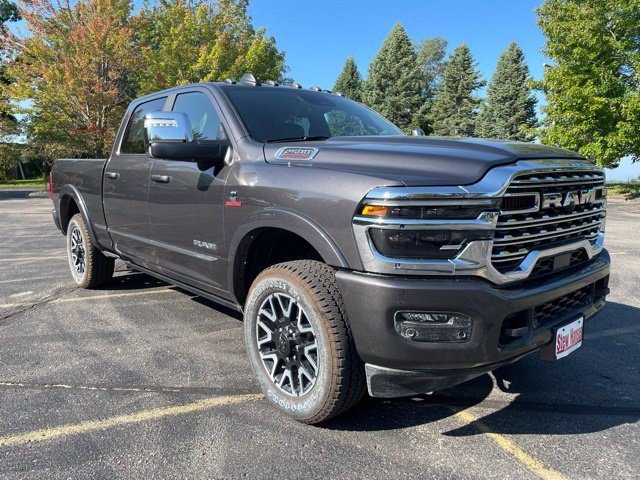 New 2025 Granite Crystal Metallic Clearcoat Ram Limited image 2
