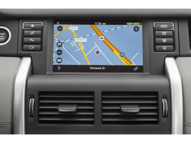 Used 2019  Land Rover  image 17
