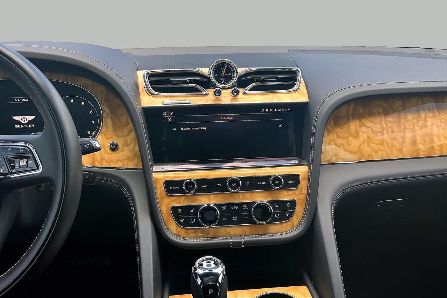 Used 2022 Breeze by Mulliner Bentley V8 image 7