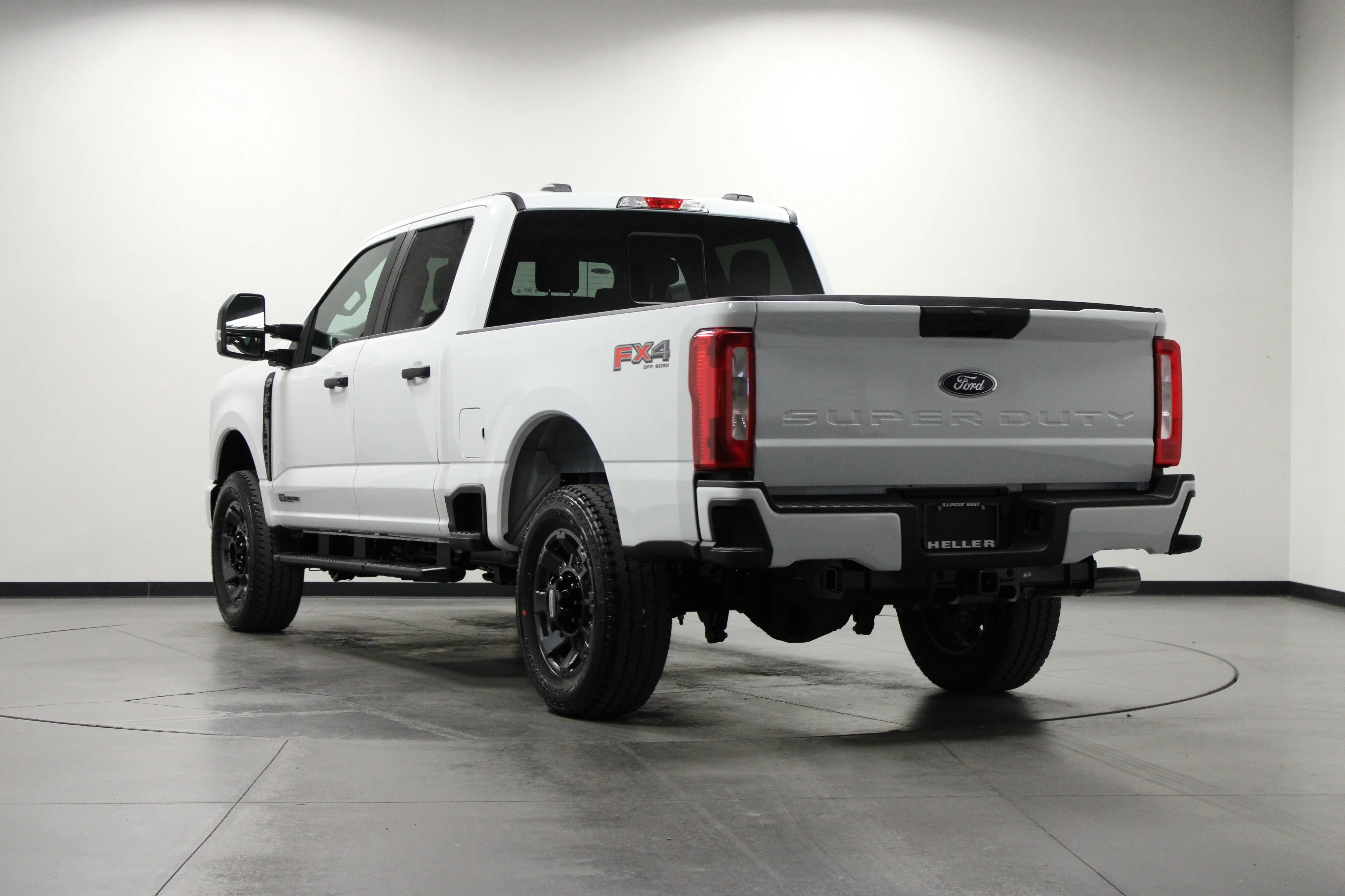 New 2026 Oxford White Ford F-350® XL image 6