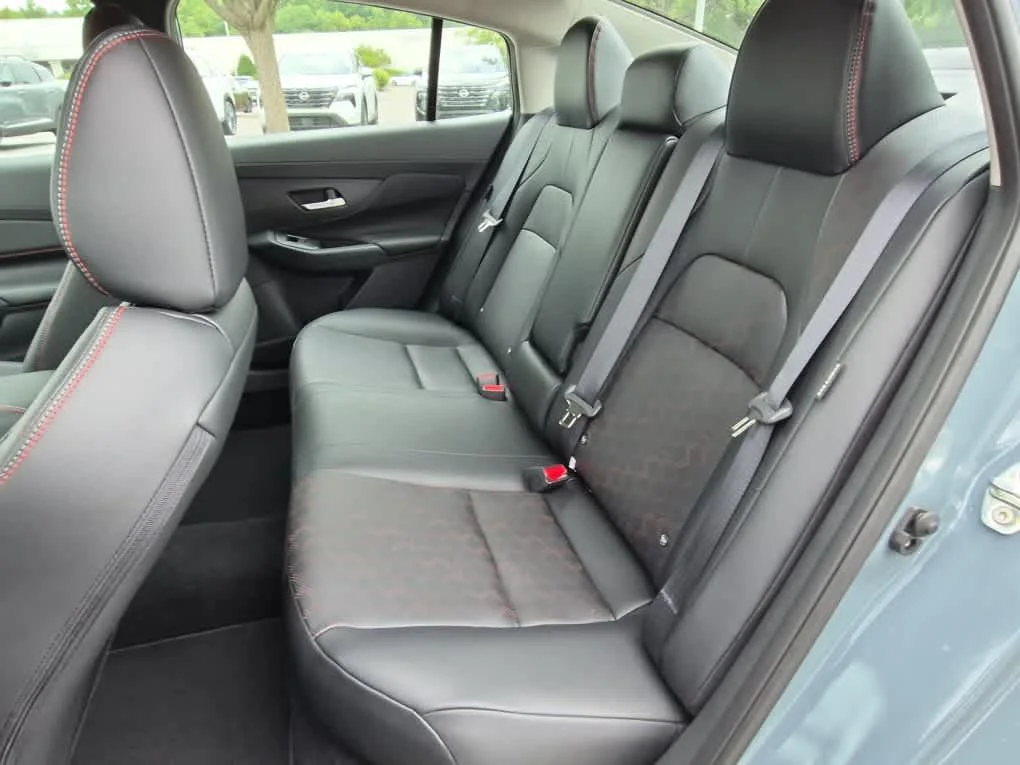 New 2026 Atlantic Gray Metallic Nissan SR image 7
