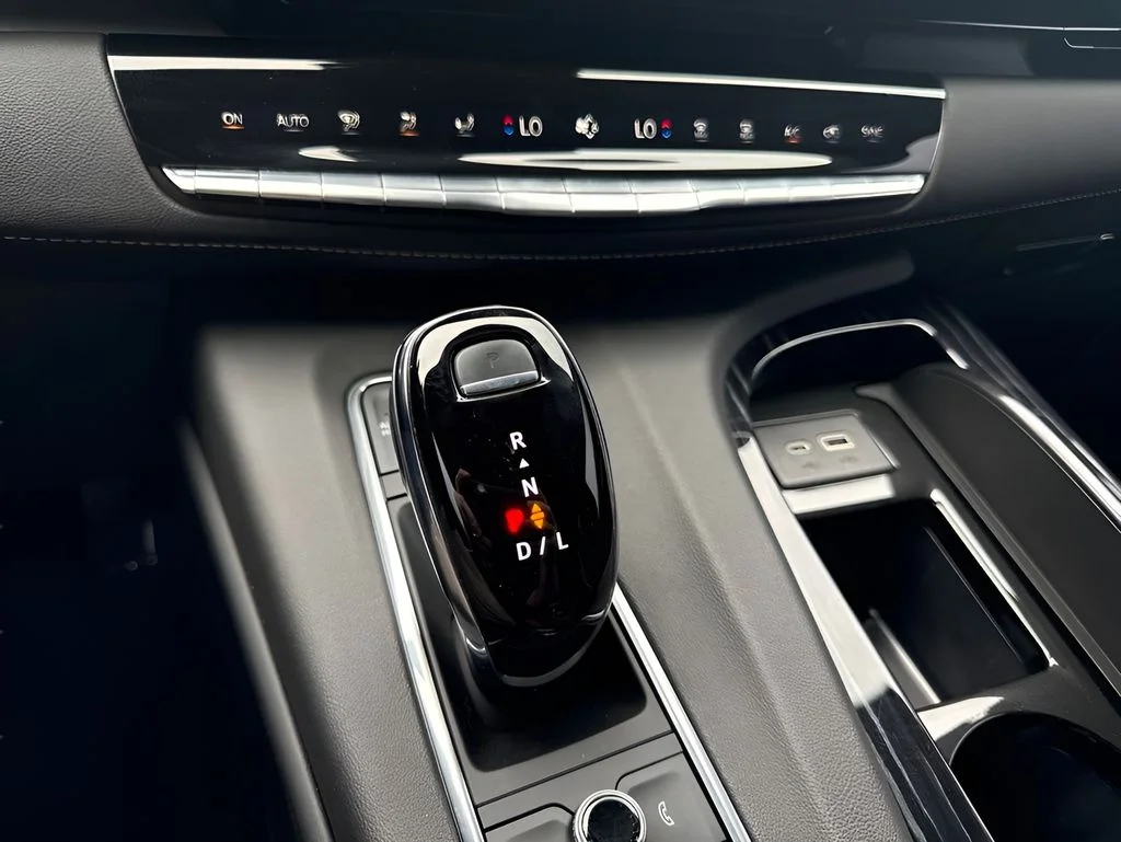 Used 2023 Black Cadillac Sport image 21