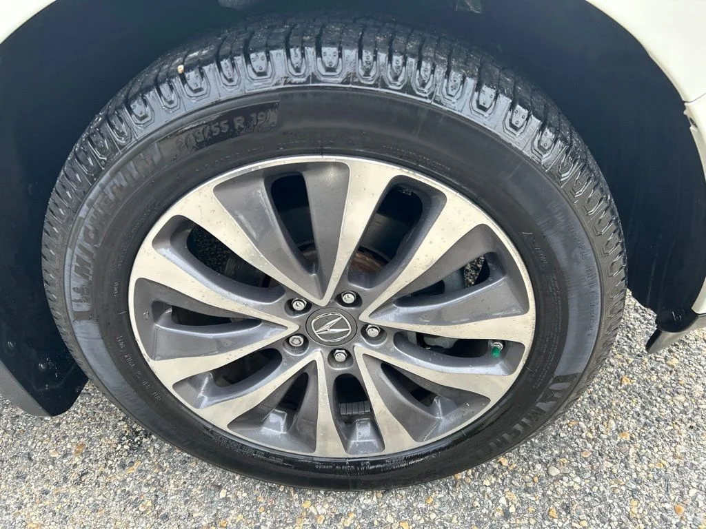 Used 2015 White Diamond Pearl Acura 3.5L Technology Package image 25