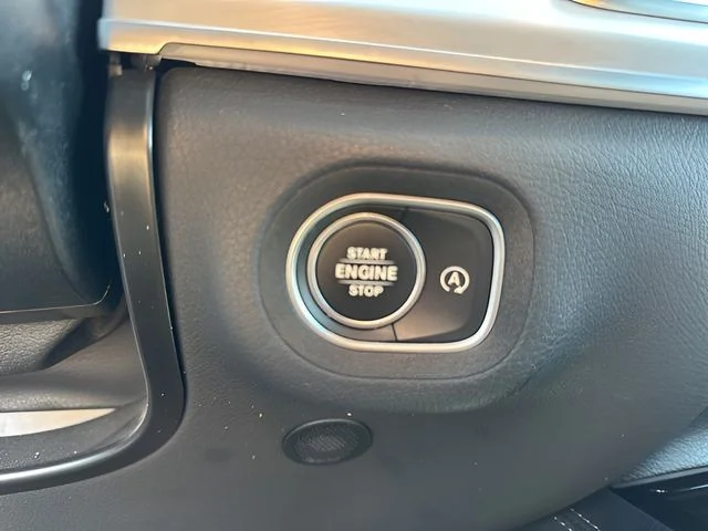 Used 2022 Black Mercedes-Benz GLE 350 image 23