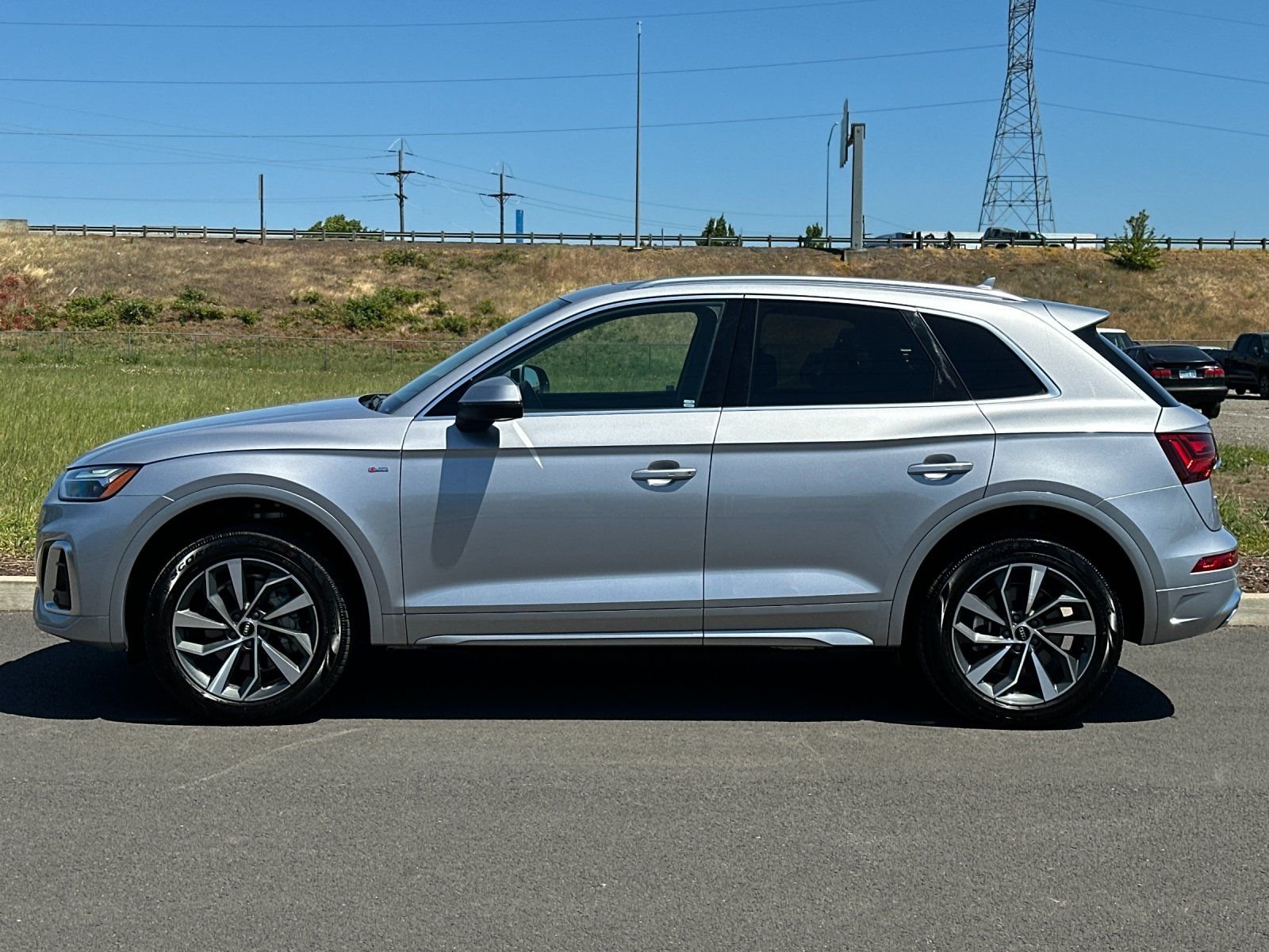 Used 2024  Audi 45 S line Premium image 6