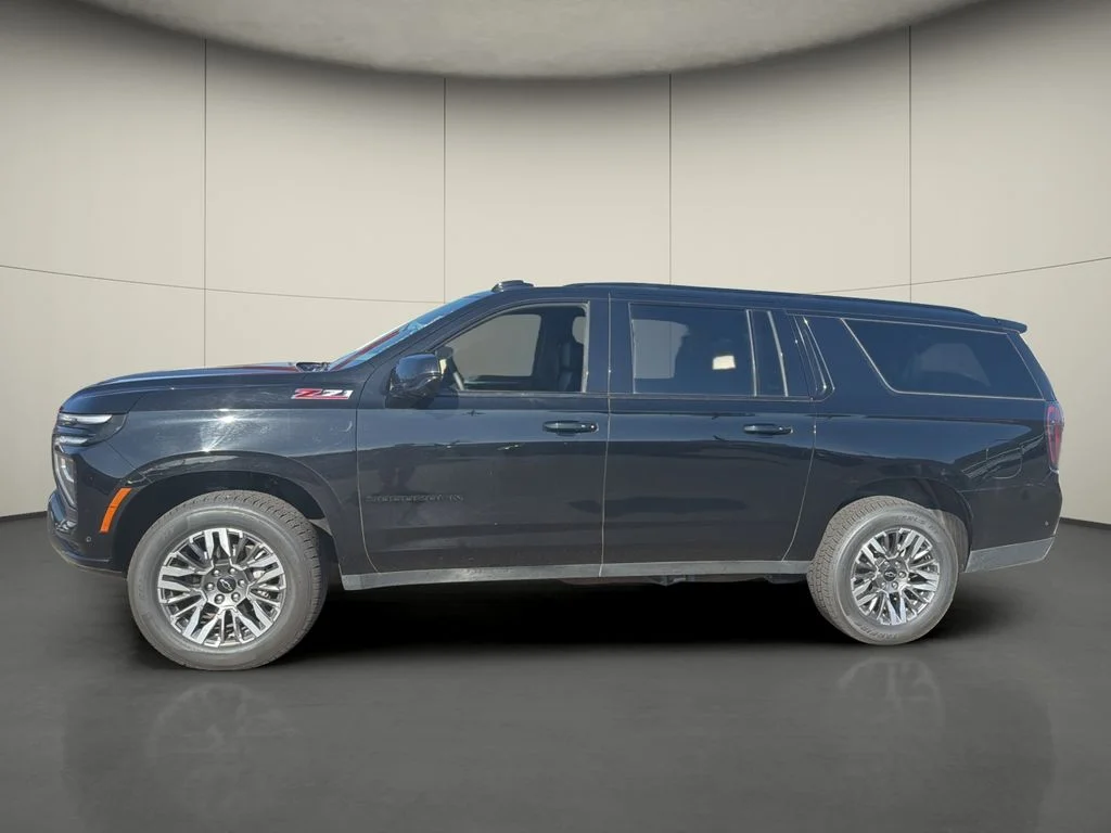Used 2025 Black Chevrolet Z71 image 4