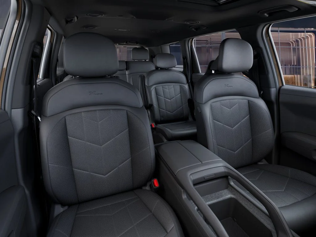New 2027 Brown Kia X-Line EX image 15