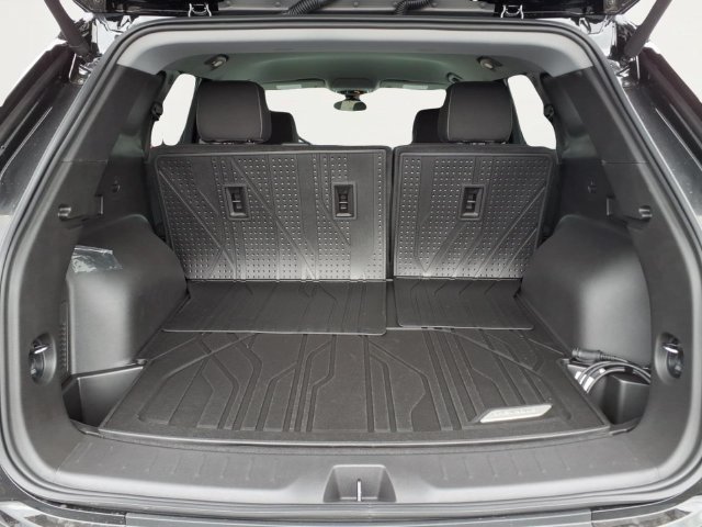 New 2026 Black Chevrolet 2LT image 18