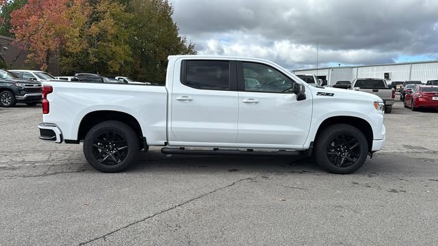 New 2026 Summit White Chevrolet RST image 7