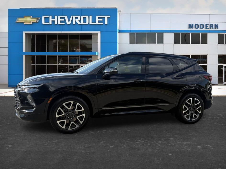 Used 2023 Black Chevrolet RS image 1