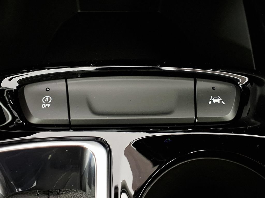 2026 Chevrolet Trax LT - Photo 21