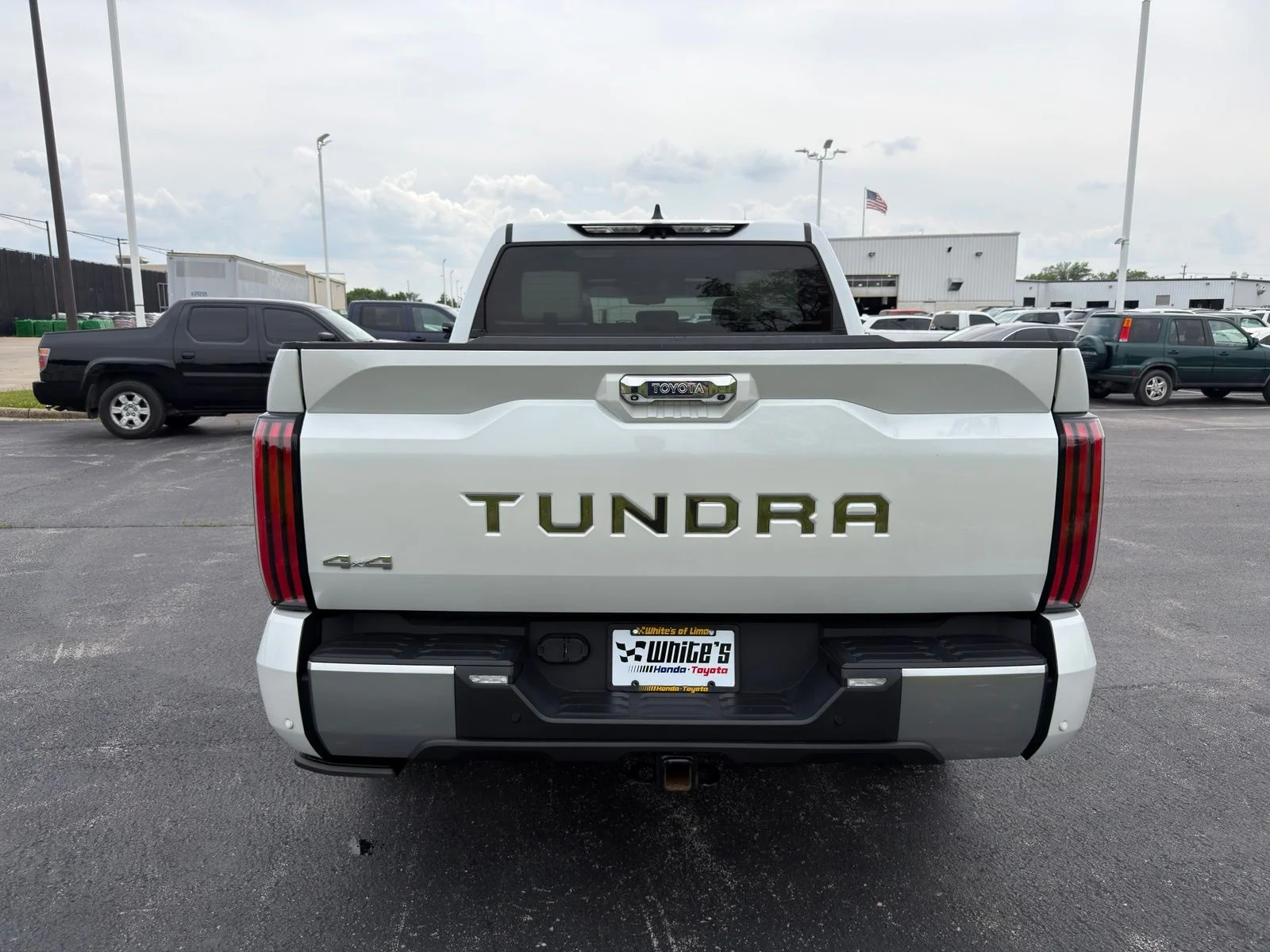 Used 2023 Beige Toyota Capstone image 5
