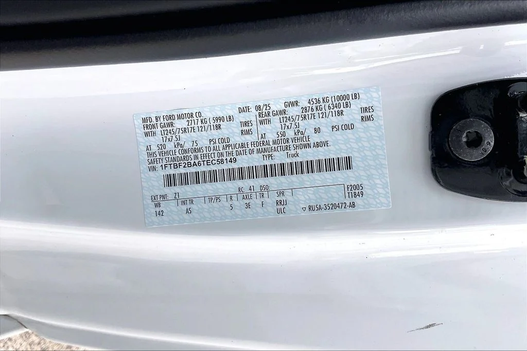New 2026 Oxford White Ford F-250® XL image 31