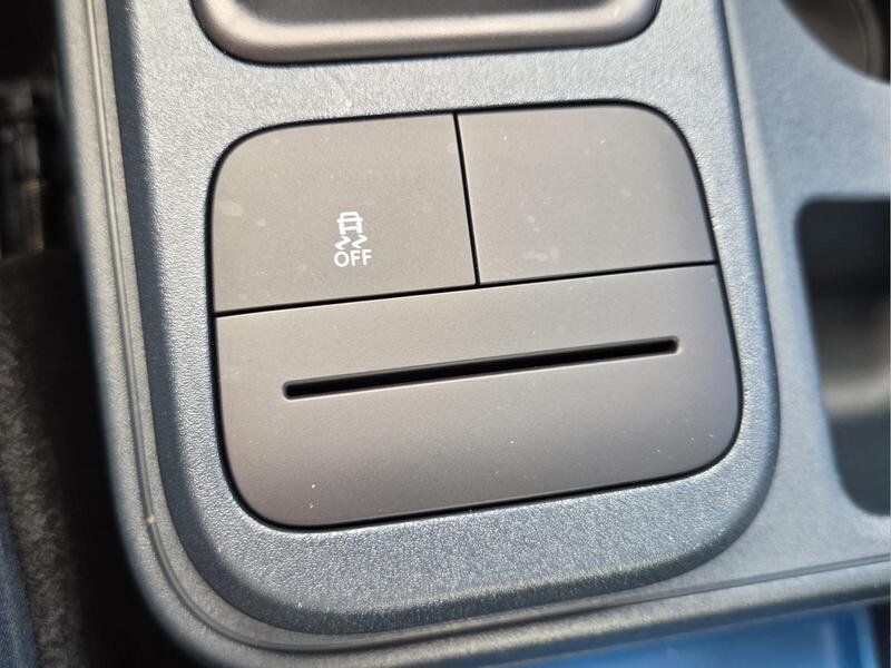 Used 2025 Azure Gray Metallic FORD XLT AWD SUPERCREW image 24