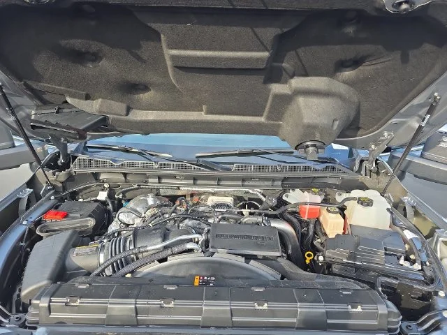 Used 2026 Silver GMC Denali image 32