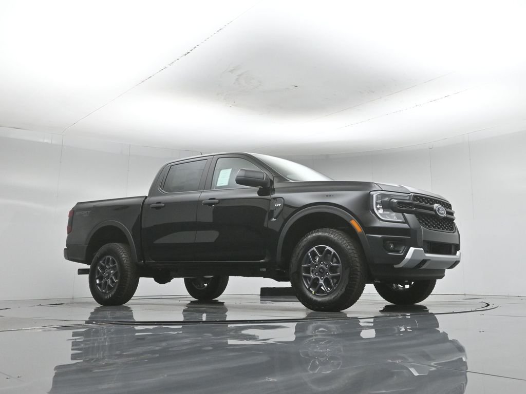New 2026 Shadow Black Ford XLT image 3