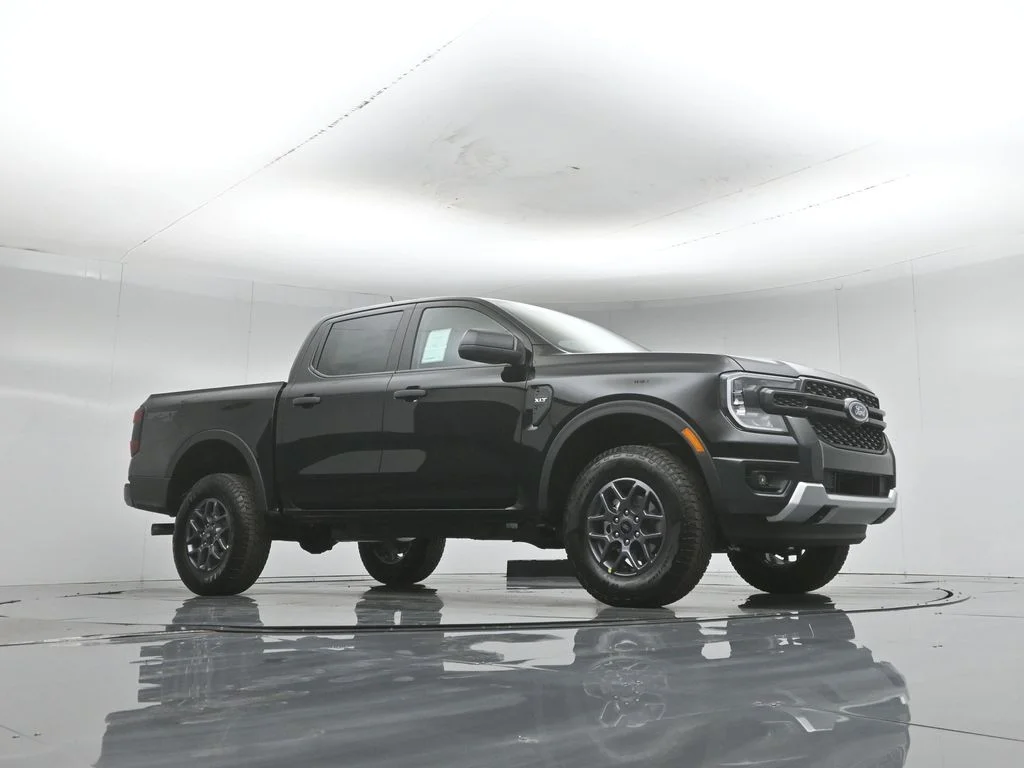 New 2026 Black Ford XLT image 3