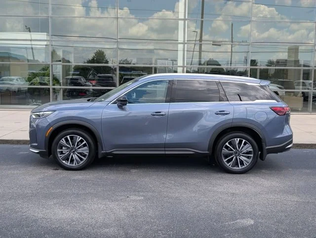 New 2027 MOONBOW BLUE INFINITI LUXE image 2