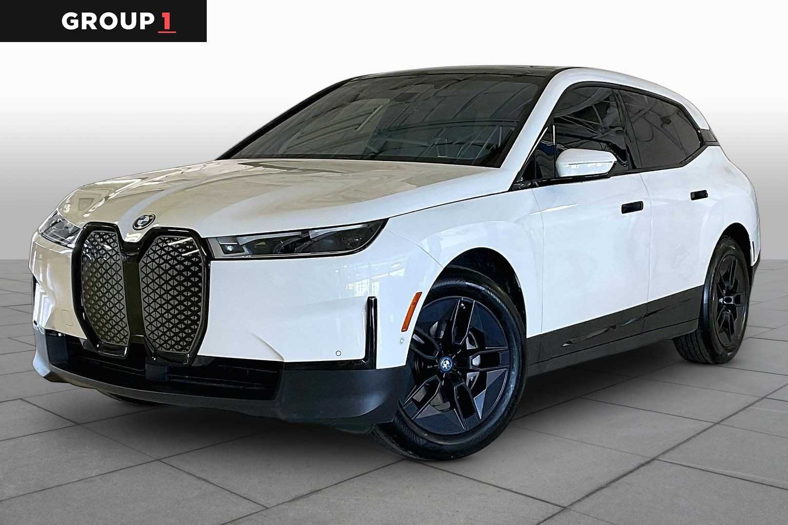 2024 BMW iX xDrive50's photo