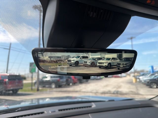 2026 Chevrolet Suburban Premier - Photo 28