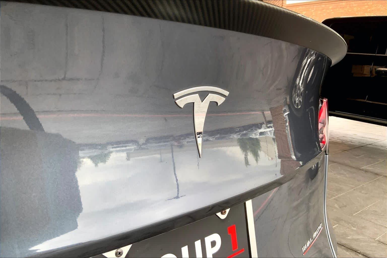 Used 2022 Deep Blue Metallic Tesla Performance image 29