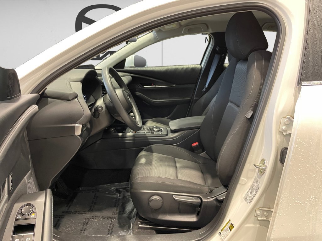 Used 2023 White Mazda 2.5 S image 8