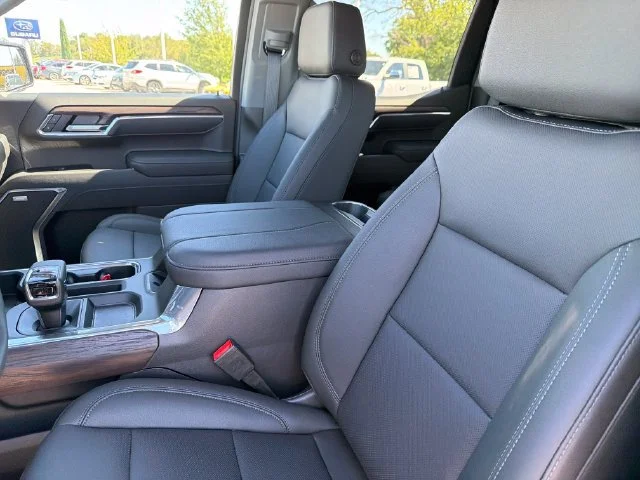 New 2026 Onyx Black GMC SLT image 19