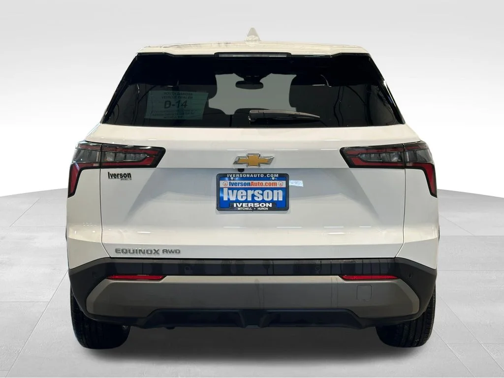 Used 2026 White Chevrolet LT image 6