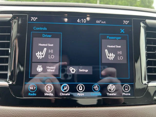 Used 2018 Blue Chrysler Touring L Plus image 19