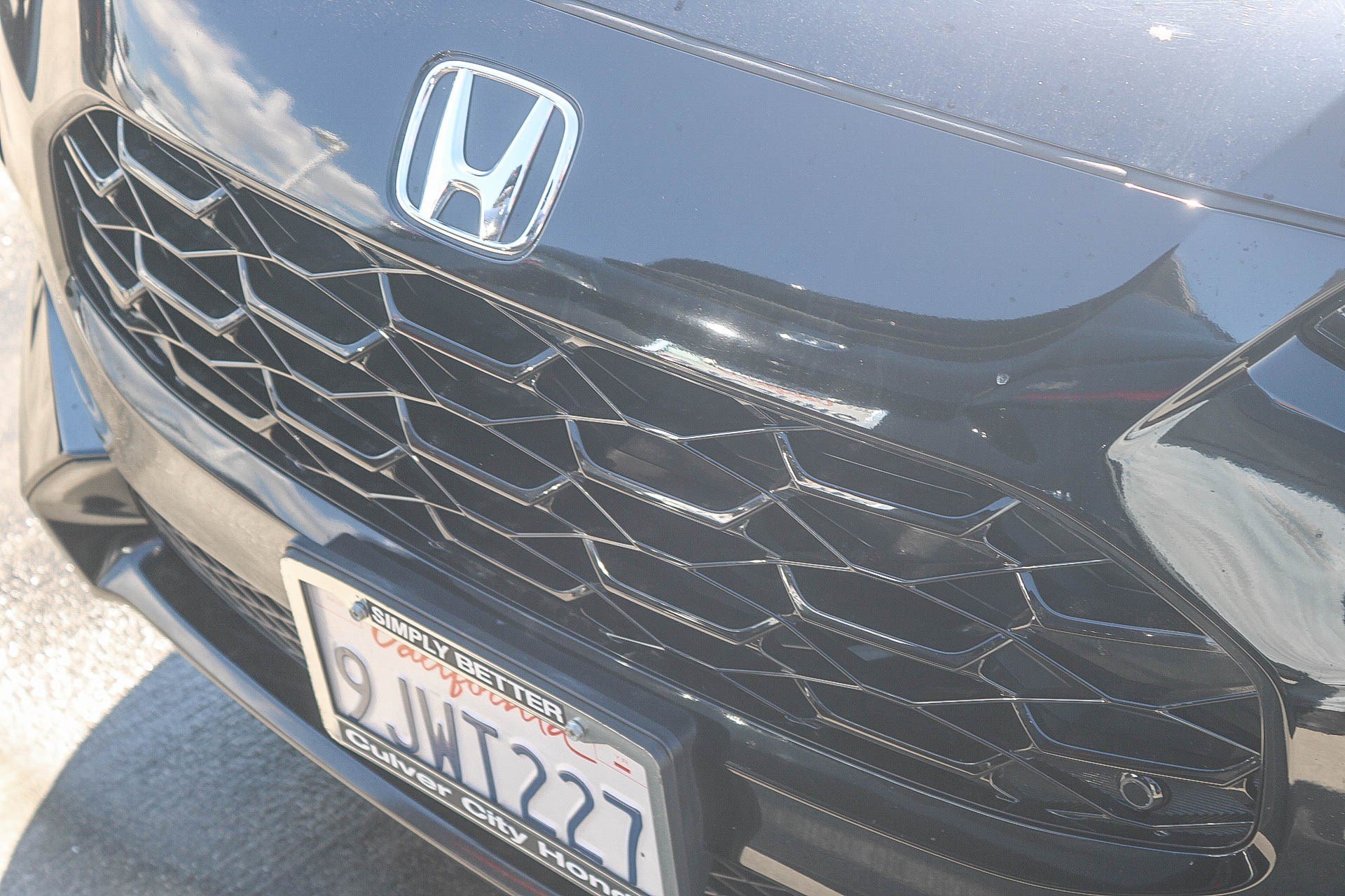 Used 2024 Black Honda EX-L image 4