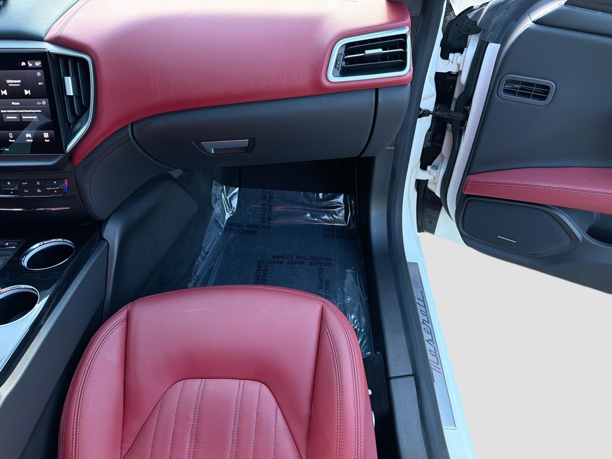 Used 2023  Maserati Modena image 18
