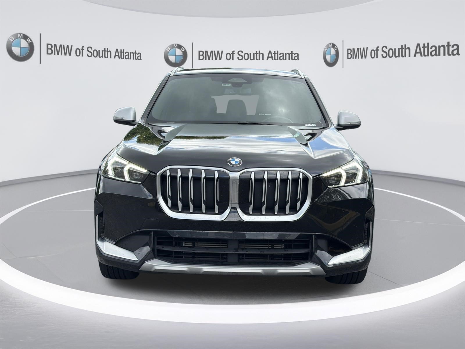 Used 2023 Black Sapphire Metallic BMW xDrive28i image 30