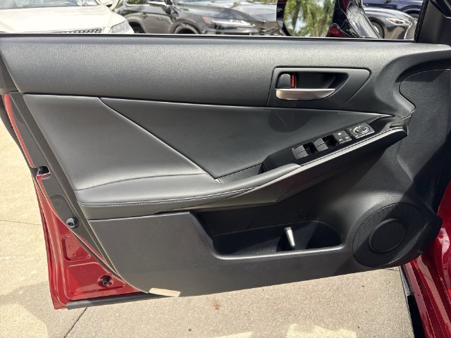 2025 Lexus IS 350 F SPORT DESIGN - Photo 13