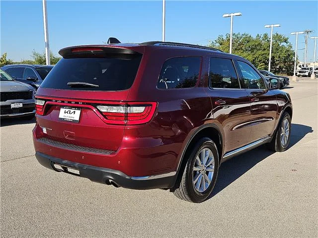 Used 2021 In-Violet Clearcoat Dodge SXT Plus 4x2 image 4
