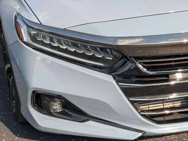 Used 2022 Sonic Gray Pearl Honda Sport image 4