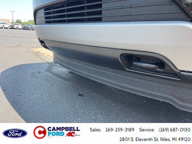 Used 2021 Black Metallic Ford XLT image 9