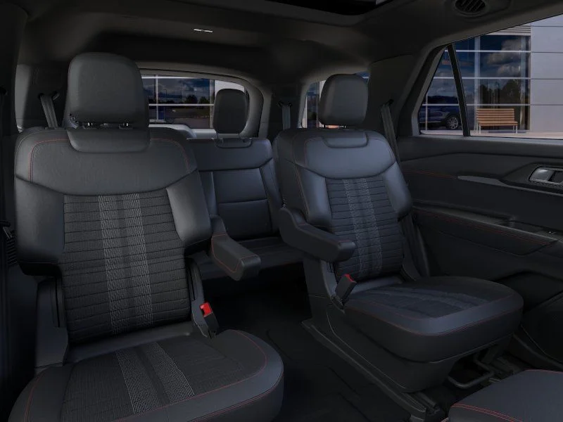 2026 Ford Explorer ST-Line - Photo 11