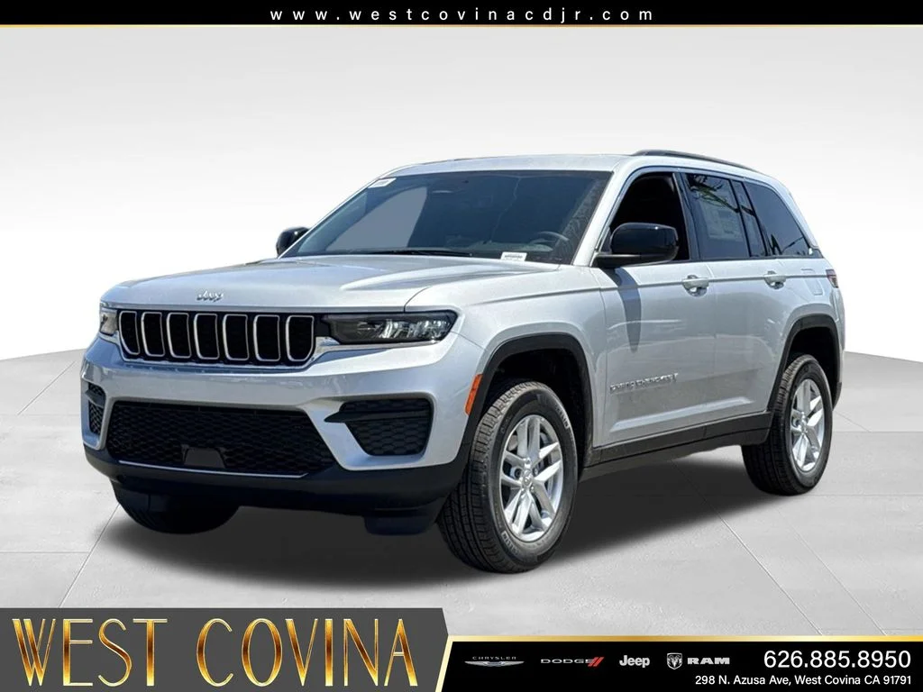 New 2026 Silver Zynith Exterior Paint Jeep  image 1