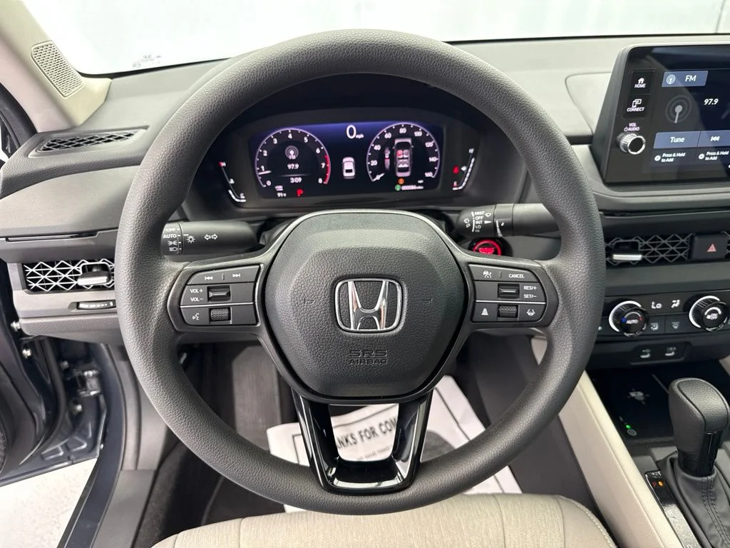 New 2026 Meteorite Gray Metallic Honda SE image 25
